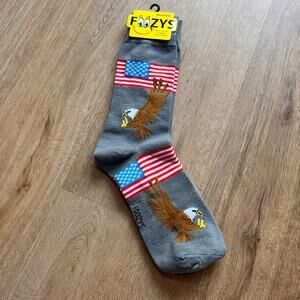 NWT Foozys Grey Eagle Graphic American Flag USA Socks Men One Size